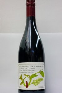 Pyramid Valley Vineyards Eaton Family Pinot Noir （ﾌﾟﾗﾐｯﾄﾞ　ｳﾞｧﾚｰ）
